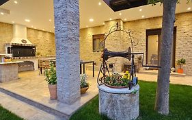 Garden'S House Pozar In Aridaia